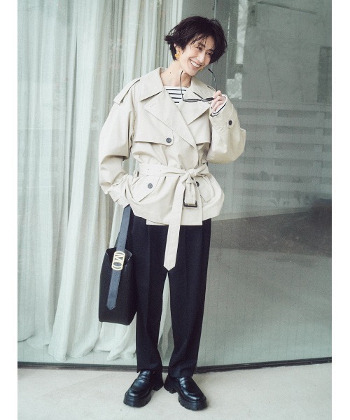 Mila Owen(ミラオーウェン)の「2タックテーパードパンツ(その他パンツ・レディース・キャメル/ブルー/ブラック・0/1)」の5枚目の写真