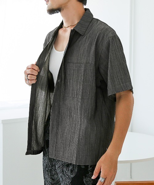 LUXSTYLE（ラグスタイル）の「レギュラーカラーリラックス半袖シャツ（シャツ/ブラウス・メンズ・ブラック/ブラックミックス・L/M）」の2枚目の写真