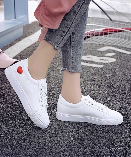 Miniministore(ミニミニストア)の「ローカットスニーカー レディース ハート(スニーカー・レディース・シルバー/レッド/ゴールド・22.5cm/23.0cm/23.5cm/24.0cm/24.5cm/25.0cm)」の18枚目の写真