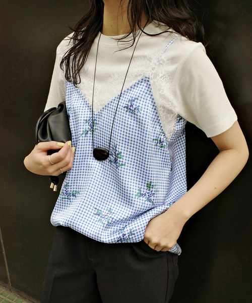 SLOBE IENA（スローブイエナ）の「Margaux Dereume × SLOBE lingerie キャミブラウス（キャミソール・レディース・ブルー/ブラック系その他・FREE）」の2枚目の写真