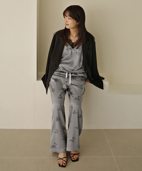 SLOBE IENA（スローブイエナ）の「Margaux Dereume × SLOBE lingerie キャミブラウス（キャミソール・レディース・ブルー/ブラック系その他・FREE）」の4枚目の写真