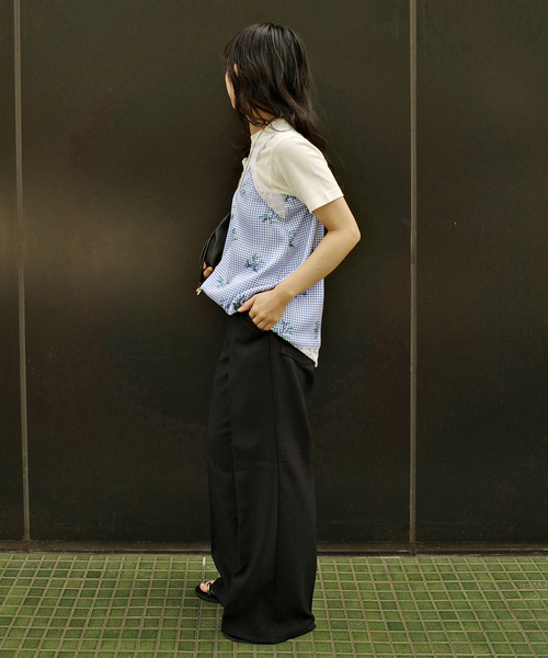 SLOBE IENA（スローブイエナ）の「Margaux Dereume × SLOBE lingerie キャミブラウス（キャミソール・レディース・ブルー/ブラック系その他・FREE）」の12枚目の写真