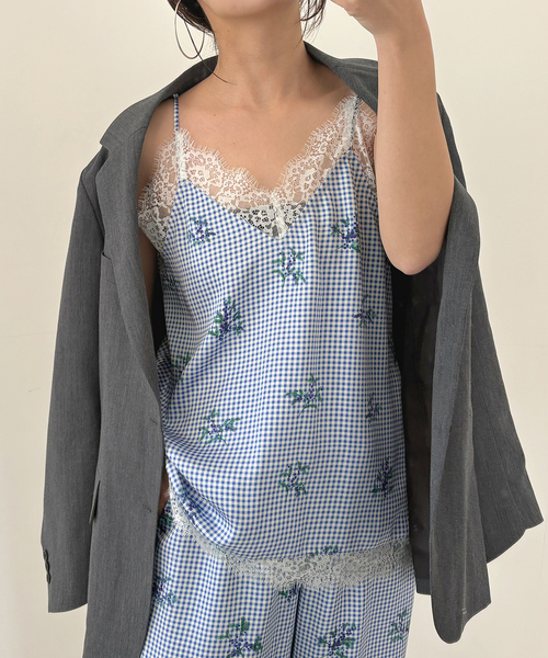 SLOBE IENA（スローブイエナ）の「Margaux Dereume × SLOBE lingerie キャミブラウス（キャミソール・レディース・ブルー/ブラック系その他・FREE）」の21枚目の写真