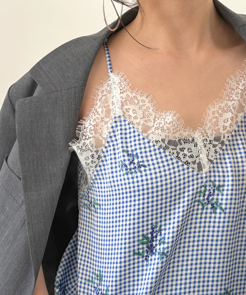 SLOBE IENA（スローブイエナ）の「Margaux Dereume × SLOBE lingerie キャミブラウス（キャミソール・レディース・ブルー/ブラック系その他・FREE）」の22枚目の写真