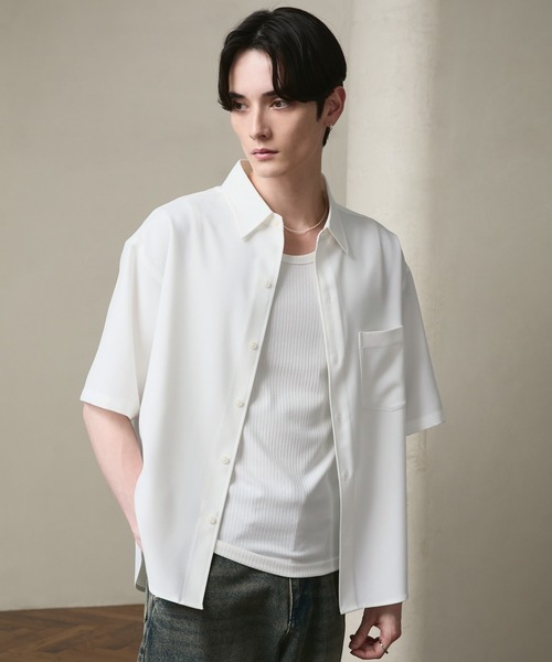 LUENNA(ルエナ)の「【LUENNA】Compact Half Sleeve Regular Collar Shirt / コンパクト半袖レギュラーカラーシャツ(シャツ/ブラウス・メンズ・ライトブルー/ダークブラウン/ブラック系1/グリーン/ホワイト・S/M/L)」の12枚目の写真