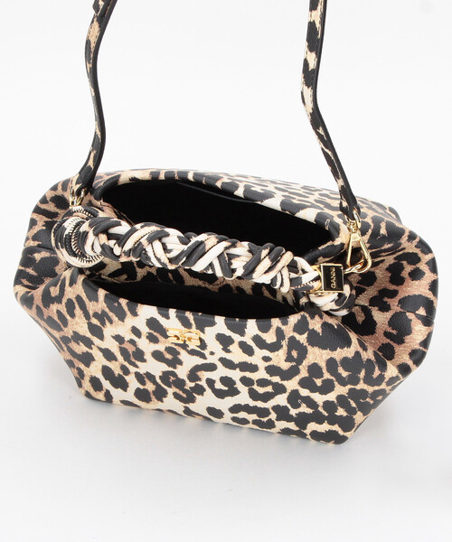 GANNI（ガニー）の「GANNI/ガニー Bou Small Grained Printed / B2100039 / 2WAY ハンドバッグ / ショルダーバッグ（ショルダーバッグ・レディース・レオパード・ONE SIZE）」の11枚目の写真
