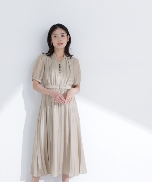 NATURAL BEAUTY BASIC（ナチュラルビューティーベーシック）の「フロントボタンプリーツワンピース（ワンピース・レディース・ライトグリーン/チャコールグレー/ベージュ・SMALL/MEDIUM）」の12枚目の写真