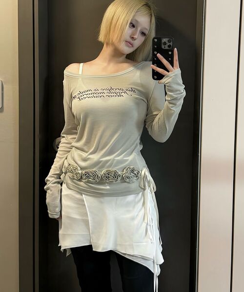 ALKI ALKA(アルキアルカ)の「Sheer Long Sleeve (Light Gray)(Tシャツ/カットソー・レディース・ライトグレー・MEDIUM/SMALL)」の9枚目の写真