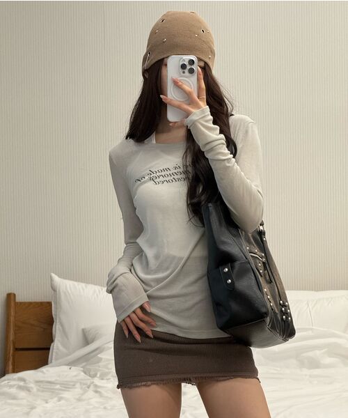 ALKI ALKA(アルキアルカ)の「Sheer Long Sleeve (Light Gray)(Tシャツ/カットソー・レディース・ライトグレー・MEDIUM/SMALL)」の11枚目の写真