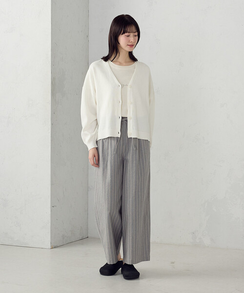 ONIGIRI（オニギリ）の「シャンブレー ワイドストライプパンツ（その他パンツ・レディース・オフホワイト/グレー/ベージュ・FREE）」の6枚目の写真
