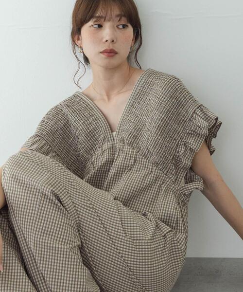 URBAN RESEARCH Sonny Label（アーバンリサーチサニーレーベル）の「シャーリングオールインワン（その他パンツ・レディース・ブラウン/ベージュ/インディゴブルー・36/38）」の2枚目の写真