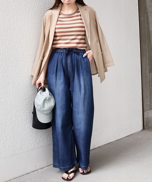 SHIPS Colors（シップス カラーズ）の「SHIPS Colors:〈接触冷感・遮熱・UVカット〉ファンクション デニム イージー パンツ◇（デニムパンツ・レディース・ライトブルー/ブルー・MEDIUM/SMALL）」の13枚目の写真