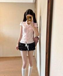 甘くてかっこいいピンクの半袖シャツ