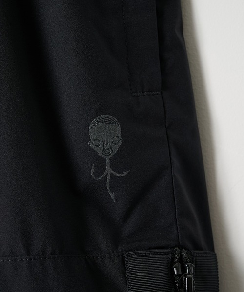 D-VEC(ディーベック)の「【D-VEC】WINDSTOPPER BY GORE-TEX LABS 30DY/TR2 3L FISHING TROUSERS(その他パンツ・メンズ・ブラック/グレー・2/1)」の9枚目の写真