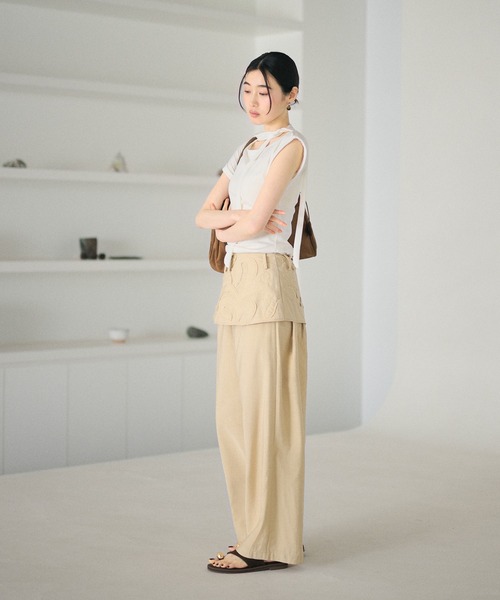 LAULEN(ローレン)の「choker neck french sleeve tops /チョーカーリボンフレンチスリーブトップス(Tシャツ/カットソー・レディース・ダークグレー/アイボリー/ホワイト・FREE)」の11枚目の写真