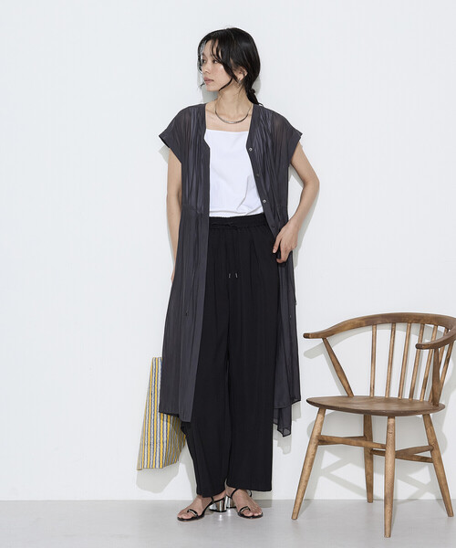 K.T KIYOKO TAKASE（キヨコタカセ）の「カッセンシフォン シャツドレス（ワンピース・レディース・ベージュ/チャコール・9号/7号）」の2枚目の写真
