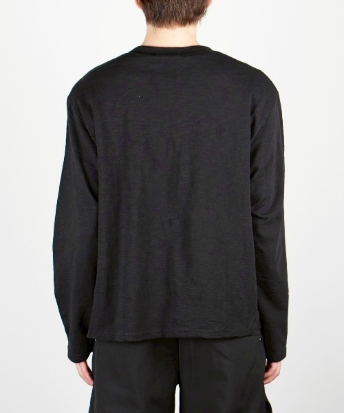 Chikashitsu +(チカシツプラス)の「【Chikashitsu +】sheer cotton henley neck long sleeve / 【チカシツプラス】シアーコットンヘンリーネックロンT<着用動画あり>(Tシャツ/カットソー・メンズ・ホワイト/ブラック/チャコール/ネイビー・ONE SIZE)」の12枚目の写真