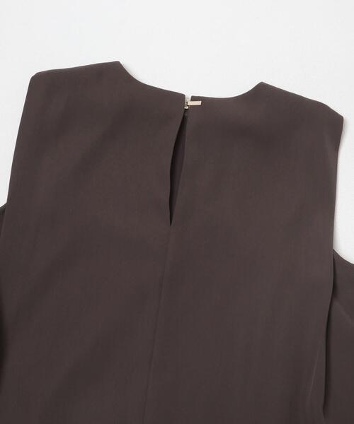 URBAN RESEARCH ROSSO WOMEN(アーバンリサーチ ロッソ)の「バックメタルポイントストレートワンピース(ワンピース・レディース・チャコールグレー/ミント/ゴールド系その他・FREE)」の18枚目の写真