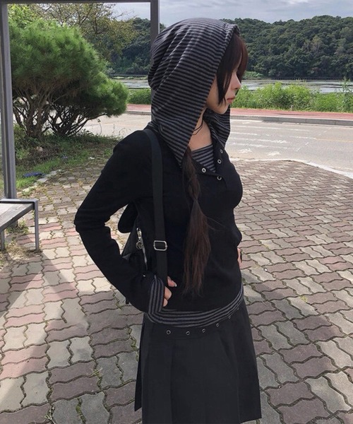 LYEON(リヨン)の「ボーダーレイヤード配色スナップフードトップス(パーカー・レディース・ブラック・FREE)」の16枚目の写真