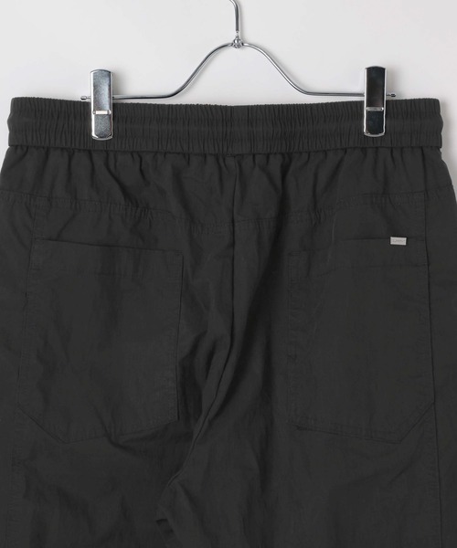 LAND MUSEUM(ランドミュージアム)の「LAND MUSEUM/テックアックパンツ(その他パンツ・メンズ・ブラック/ホワイト・MEDIUM/LARGE)」の14枚目の写真