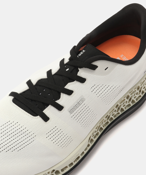 Herringbone Footwear(ヘリンボーンフットウェア)の「HYBEX HX LENS (White)(スニーカー・メンズ・ホワイト・24.5cm/25cm)」の6枚目の写真
