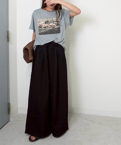 gossara(ゴサラ)の「【主役級Tシャツ】dogフォトプリントT(Tシャツ/カットソー・レディース・チャコールグレー/ホワイト/グレー・FREE)」の21枚目の写真