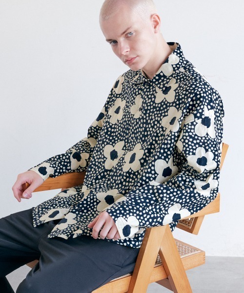 rehacer(レアセル)の「rehacer : Blossom Over Shirt / ブルーム オーバー シャツ(シャツ/ブラウス・メンズ・ブラック・X-LARGE/LARGE/MEDIUM/SMALL)」の1枚目の写真