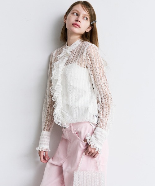 LE CIEL BLEU(ルシェルブルー)の「レースラッフルディテールブラウス / Lace Ruffle Detail Blouse(シャツ/ブラウス・レディース・ホワイト/ブラック・36)」の5枚目の写真