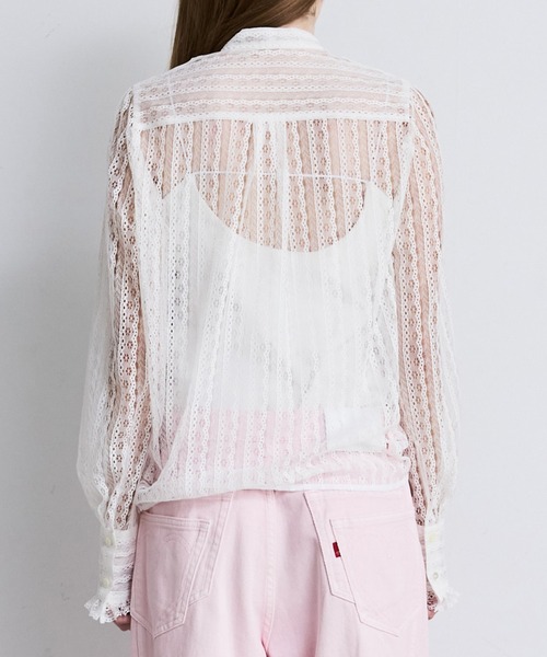 LE CIEL BLEU(ルシェルブルー)の「レースラッフルディテールブラウス / Lace Ruffle Detail Blouse(シャツ/ブラウス・レディース・ホワイト/ブラック・36)」の13枚目の写真