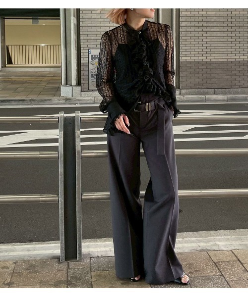 LE CIEL BLEU(ルシェルブルー)の「レースラッフルディテールブラウス / Lace Ruffle Detail Blouse(シャツ/ブラウス・レディース・ホワイト/ブラック・36)」の14枚目の写真