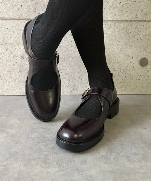Jeffrey Campbell（ジェフリーキャンベル）の「メリージェーン カットデザインシューズ（パンプス・レディース・ブラック・38/39/36/37）」の11枚目の写真