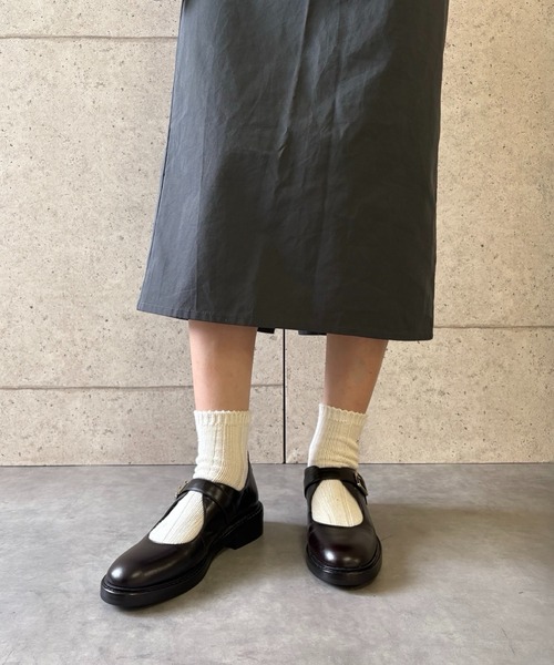 Jeffrey Campbell（ジェフリーキャンベル）の「メリージェーン カットデザインシューズ（パンプス・レディース・ブラック・38/39/36/37）」の22枚目の写真