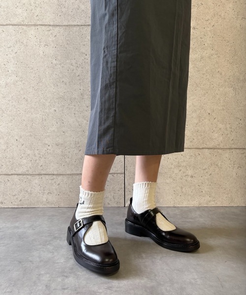 Jeffrey Campbell（ジェフリーキャンベル）の「メリージェーン カットデザインシューズ（パンプス・レディース・ブラック・38/39/36/37）」の18枚目の写真