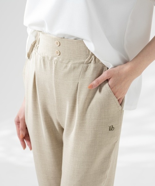 marie claire bis(マリクレール ビス)の「marie claire/bis UVさらりライトパンツ(その他パンツ・レディース・ブラック/ベージュ/ネイビー・MEDIUM/LARGE/3L)」の12枚目の写真