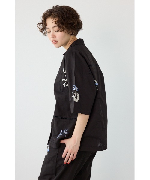 RODEO CROWNS WIDE BOWL(ロデオクラウンズワイドボウル)の「INDIA EMBROIDERY シャツ(シャツ/ブラウス・レディース・オフホワイト/ブラック・FREE)」の4枚目の写真