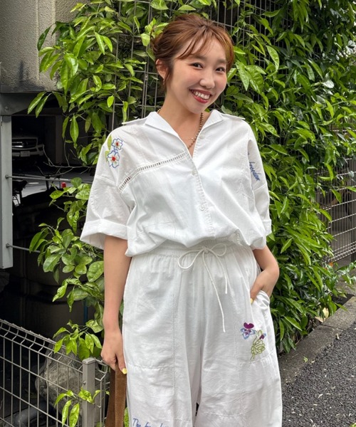 RODEO CROWNS WIDE BOWL(ロデオクラウンズワイドボウル)の「INDIA EMBROIDERY シャツ(シャツ/ブラウス・レディース・オフホワイト/ブラック・FREE)」の21枚目の写真