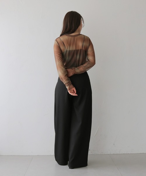 cheriella（シェリエラ）の「【cheriella】前後2WAYニュアンスウェーブホールシアートップス  2-WAY NUANCE WAVE HOLE SHEER TOPS（Tシャツ/カットソー・レディース・グリーン/アイボリー/ブルー/ダークグレー/ブラウン・MEDIUM）」の11枚目の写真