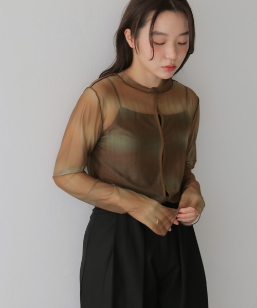 cheriella（シェリエラ）の「【cheriella】前後2WAYニュアンスウェーブホールシアートップス  2-WAY NUANCE WAVE HOLE SHEER TOPS（Tシャツ/カットソー・レディース・グリーン/アイボリー/ブルー/ダークグレー/ブラウン・MEDIUM）」の8枚目の写真