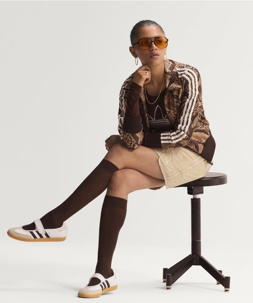 adidas(アディダス)の「adidas Originals/アディダス オリジナルス/SATIN SNAKE PRINT FIRE BIRD TRACK JACKET(ジャージ・レディース・ベージュ/ブラウン系その他3・L/XL/M)」の22枚目の写真