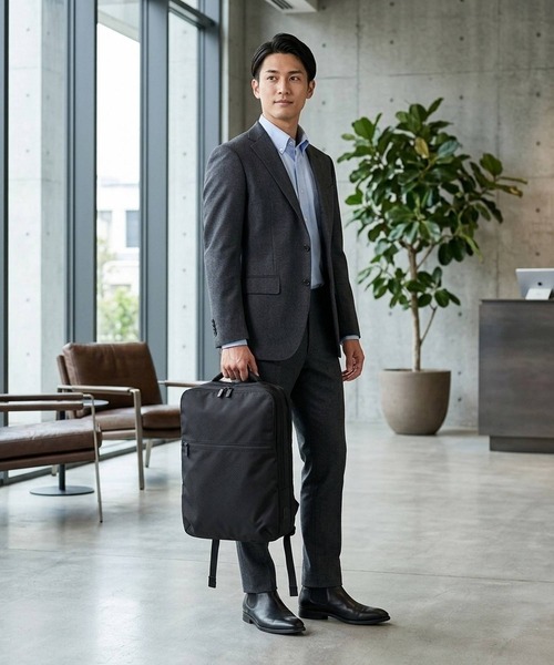 BACKYARD FAMILY(バックヤードファミリー)の「SML エスエムエル LAMINE 2WAY BUSINESS RUCKSACK K905003(バックパック/リュック・メンズ・ネイビー/ブラック・FREE)」の9枚目の写真