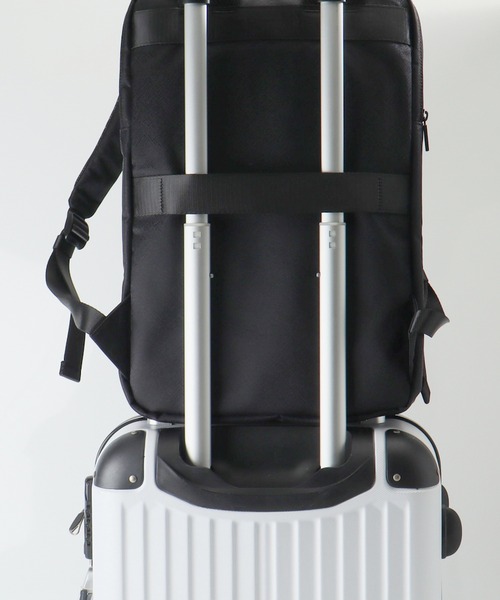 BACKYARD FAMILY(バックヤードファミリー)の「SML エスエムエル LAMINE 2WAY BUSINESS RUCKSACK K905003(バックパック/リュック・メンズ・ネイビー/ブラック・FREE)」の19枚目の写真