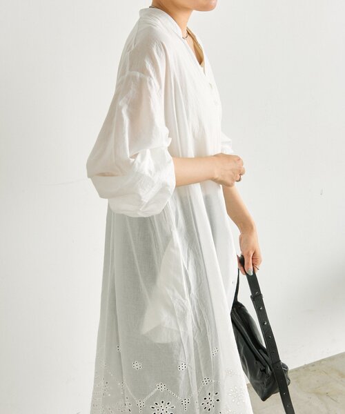 ear PAPILLONNER（イアパピヨネ）の「カットワーク刺しゅうワンピース【SUM1 STYLE】（ワンピース・レディース・ホワイト/レッド・FREE）」の8枚目の写真