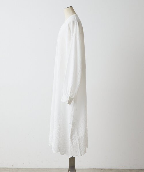 ear PAPILLONNER（イアパピヨネ）の「カットワーク刺しゅうワンピース【SUM1 STYLE】（ワンピース・レディース・ホワイト/レッド・FREE）」の11枚目の写真