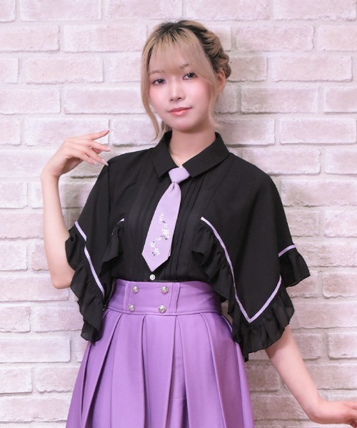 axes femme POETIQUE(アクシーズファムポエティック)の「スパークル刺繍ケープ風BL(シャツ/ブラウス・レディース・ホワイト/ブラック・MEDIUM)」の9枚目の写真