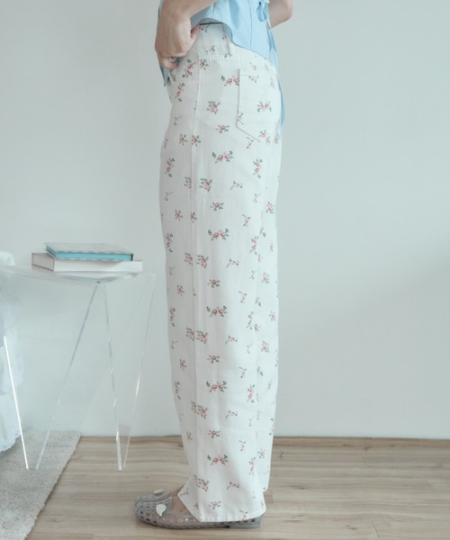 Birthday room(バースデイルーム)の「フラワーコットンパンツ/Floral Cotton Pants(その他パンツ・レディース・ホワイト・FREE)」の16枚目の写真
