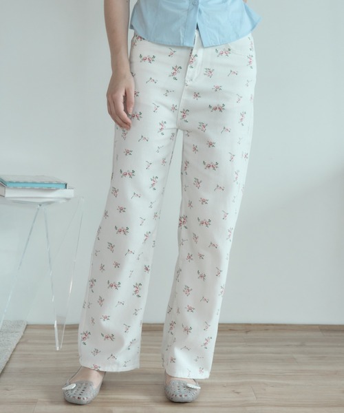 Birthday room(バースデイルーム)の「フラワーコットンパンツ/Floral Cotton Pants(その他パンツ・レディース・ホワイト・FREE)」の13枚目の写真