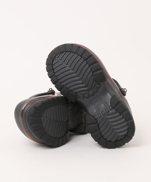 crocs(クロックス)の「【crocs】SUPER BAE CLOG (クロックススーパー ベイ クロッグ )212811(サンダル・レディース・ブラック/ホワイト系その他・23.0cm/22.0cm/25.0cm/24.0cm)」の4枚目の写真