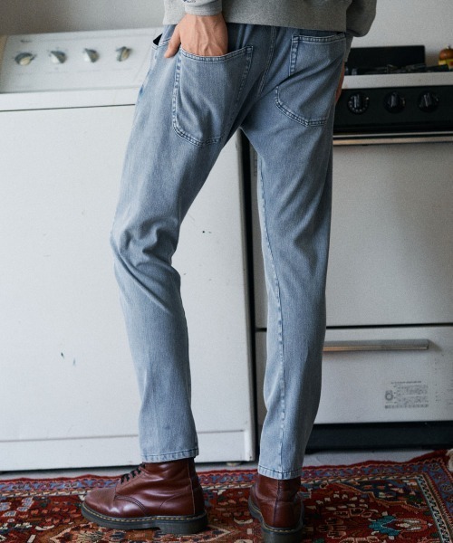 Bukta(バクタ)の「立体シルエット 4WAYストレッチ イージーデニムパンツ(デニムパンツ・メンズ・ライトブルー/チャコール/ダークブルー・MEDIUM/LARGE)」の4枚目の写真