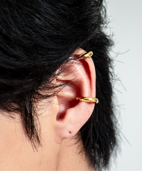 TOM WOOD（トムウッド）の「【TOMWOOD/トムウッド】Ear Cuff Slim Gold　ゴールド　イヤーカフ　ユニセックス（イヤーカフ・レディース・ゴールド・S/M）」の10枚目の写真