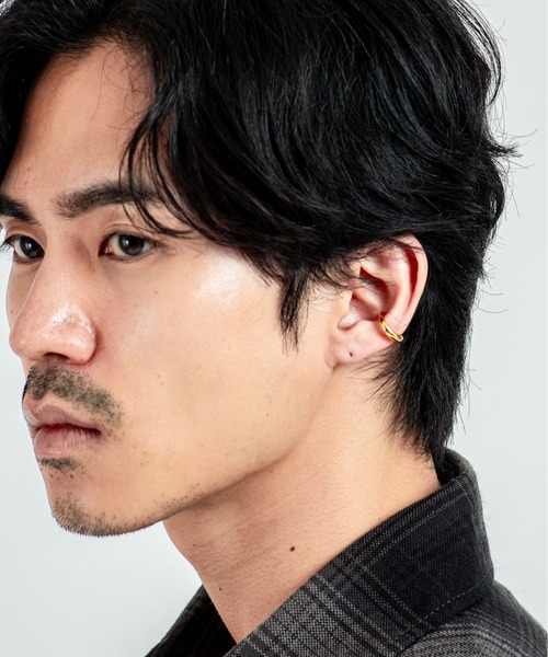 TOM WOOD（トムウッド）の「【TOMWOOD/トムウッド】Ear Cuff Slim Gold　ゴールド　イヤーカフ　ユニセックス（イヤーカフ・レディース・ゴールド・S/M）」の19枚目の写真